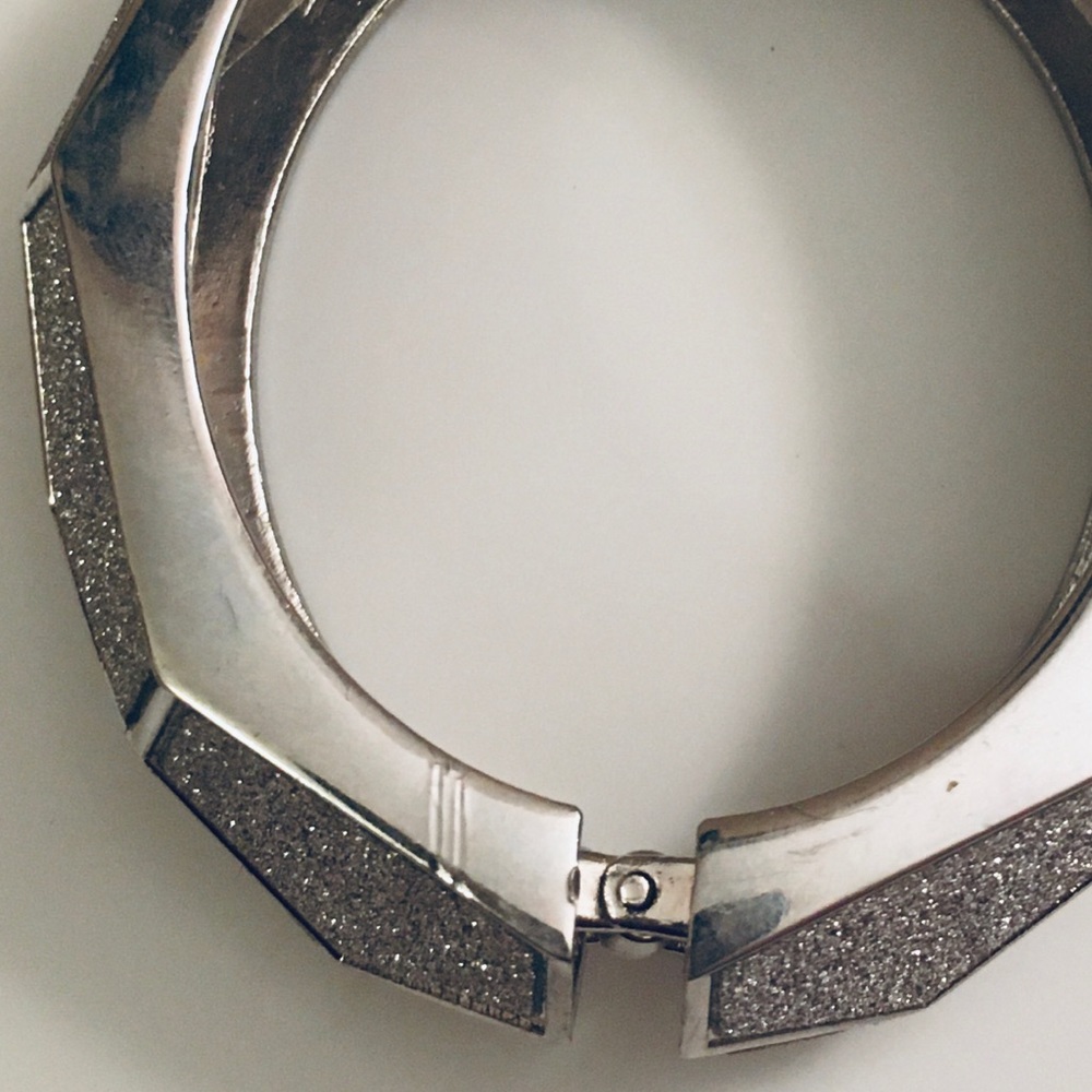 Chunky Druzy Silver Costume Bangle Bracelet - Picture 4 of 8